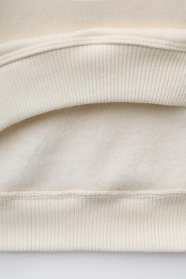 SWEAT À FLEURS BRODÉES - Écru de Zara - Image 3