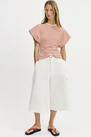 تيشرت مخطط ضيق - خط أحمر by Zara