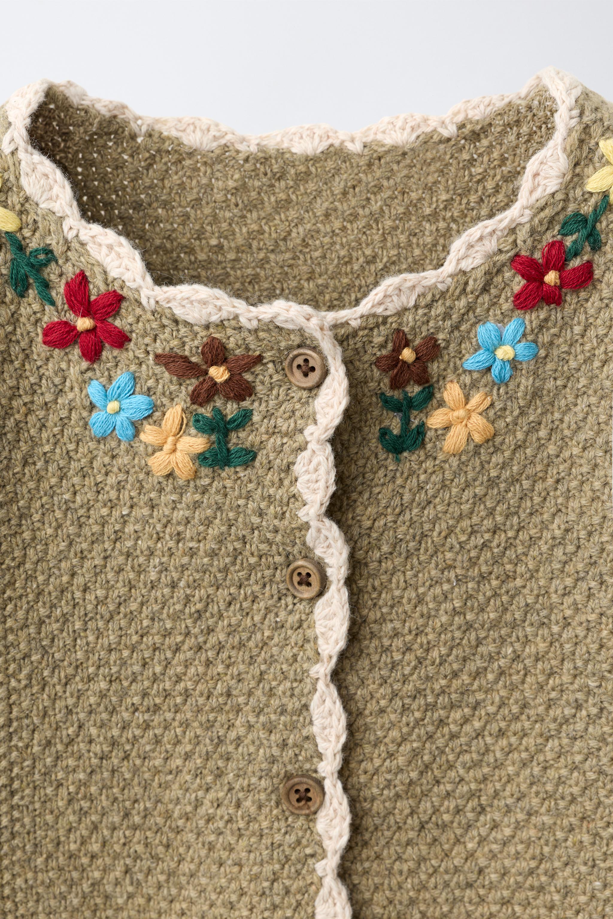 EMBROIDERED KNIT CARDIGAN