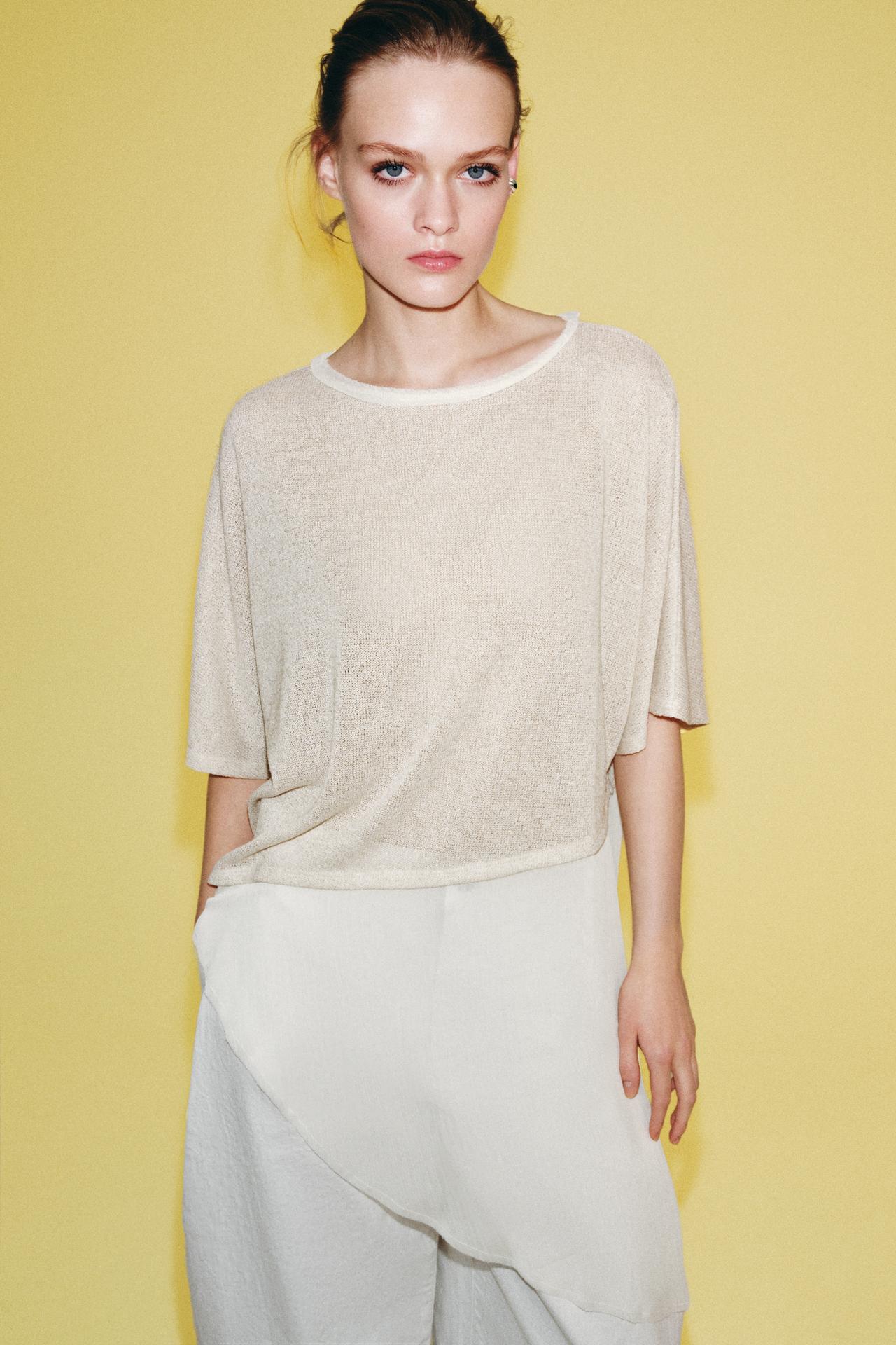 CONTRASTING TOP — Sand