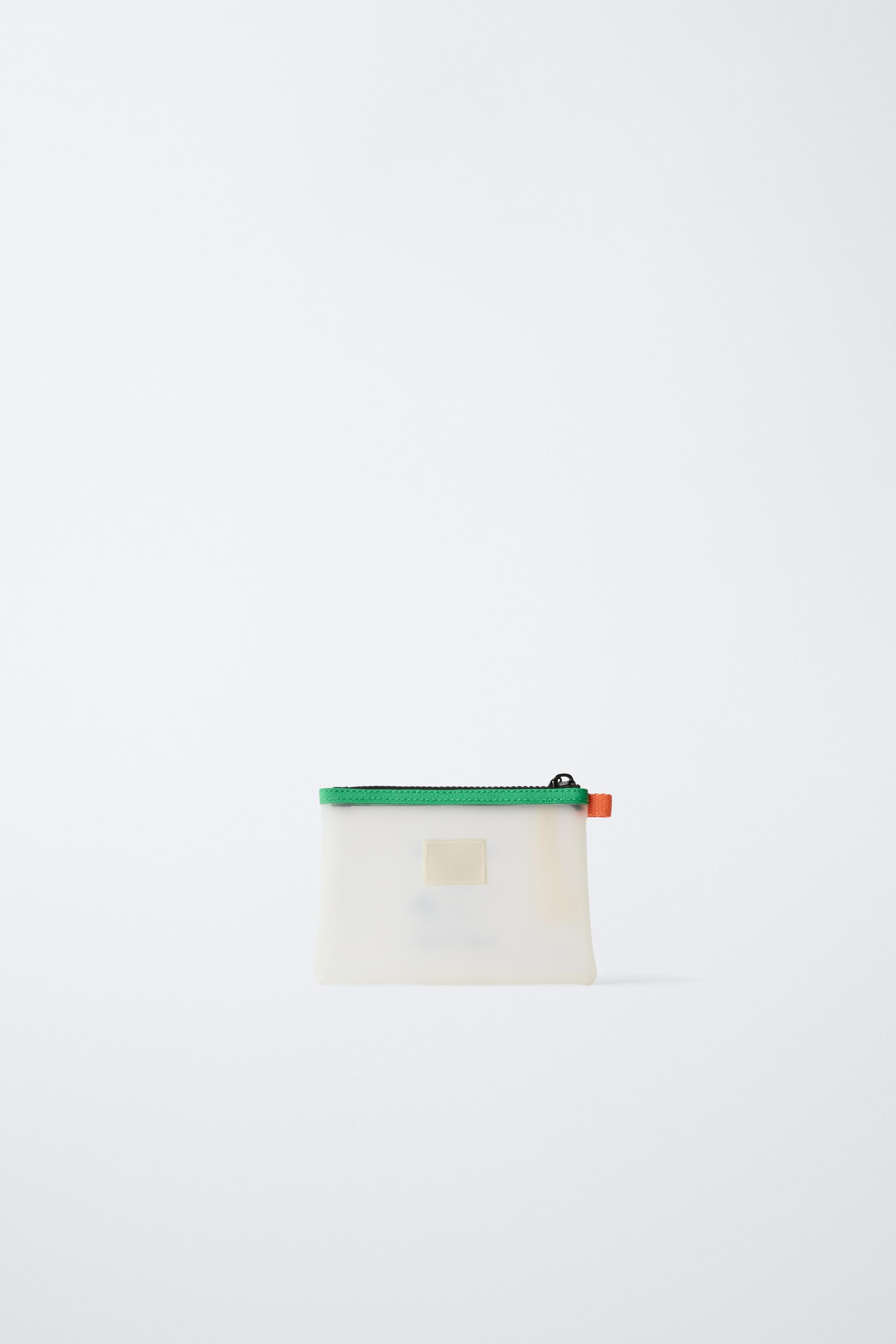 PORTEFEUILLE DE PLAGE