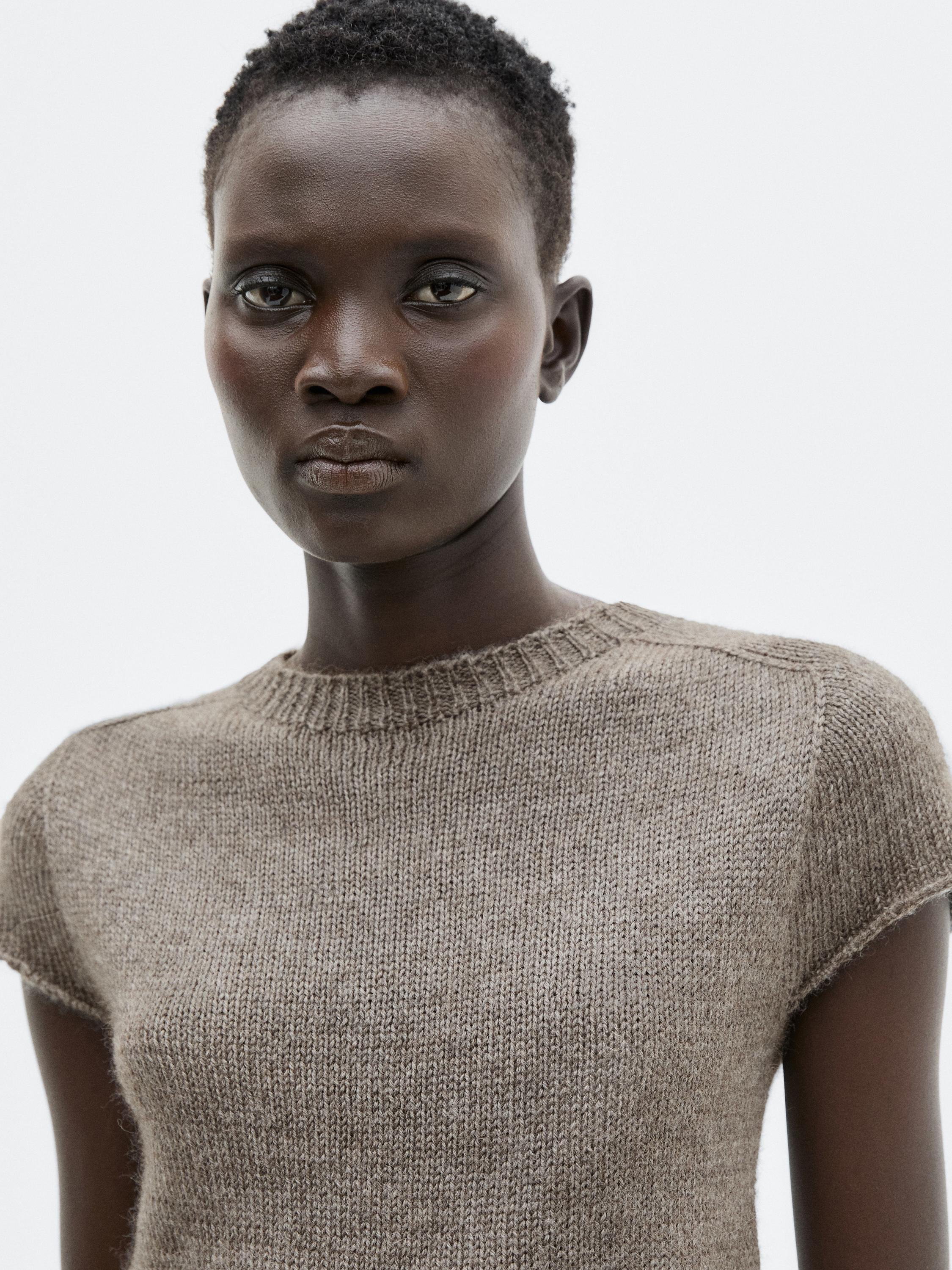 Short sleeve knit alpaca and silk sweater - LIMITED