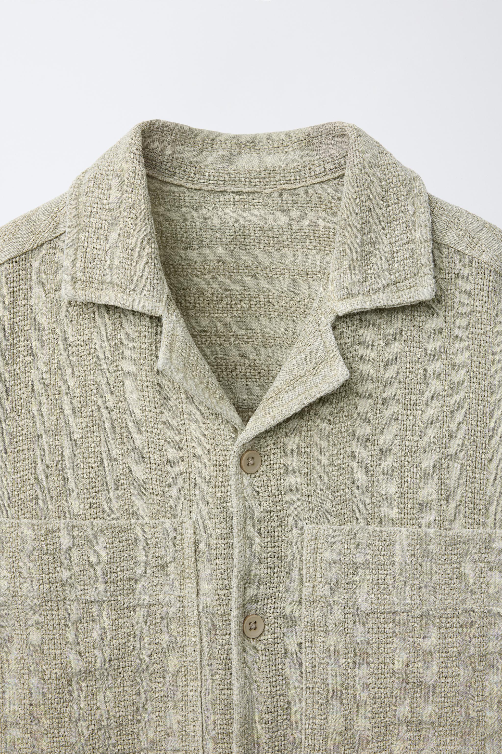 STRUCTURED SHIRT
