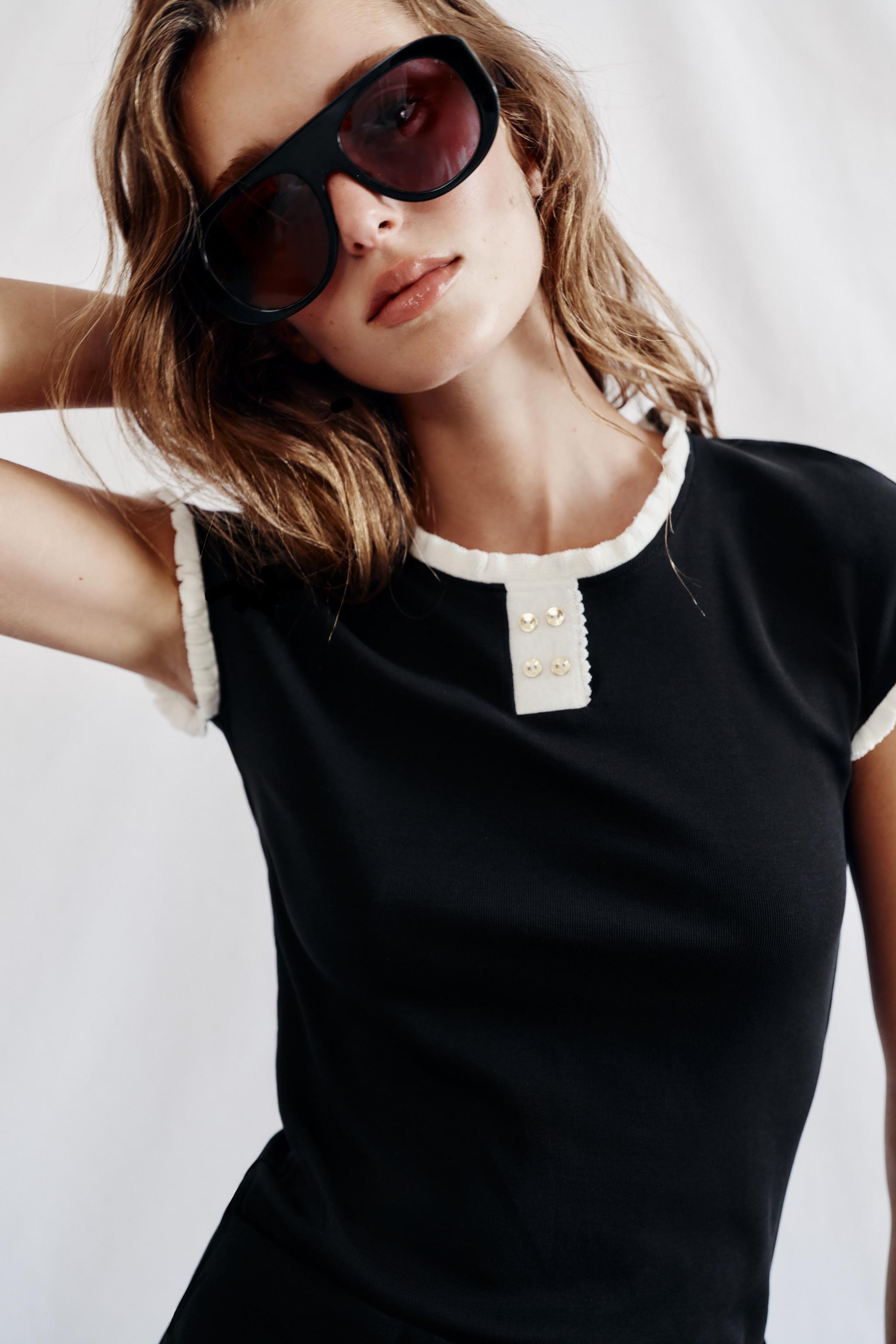 BUTTONED PIPING TOP — Black