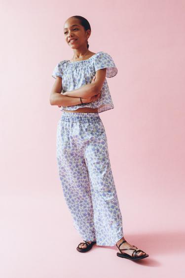 PANTALON À JAMBES LARGES IMPRIMÉ FLEURI - Bleu / Lavande de Zara