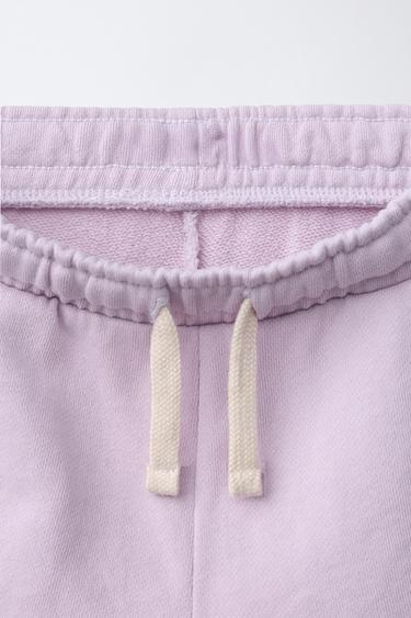 BERMUDA EN MOLLETON TEINT SUR PIÈCE AVEC LOGO - Lilas clair de Zara - Image 2