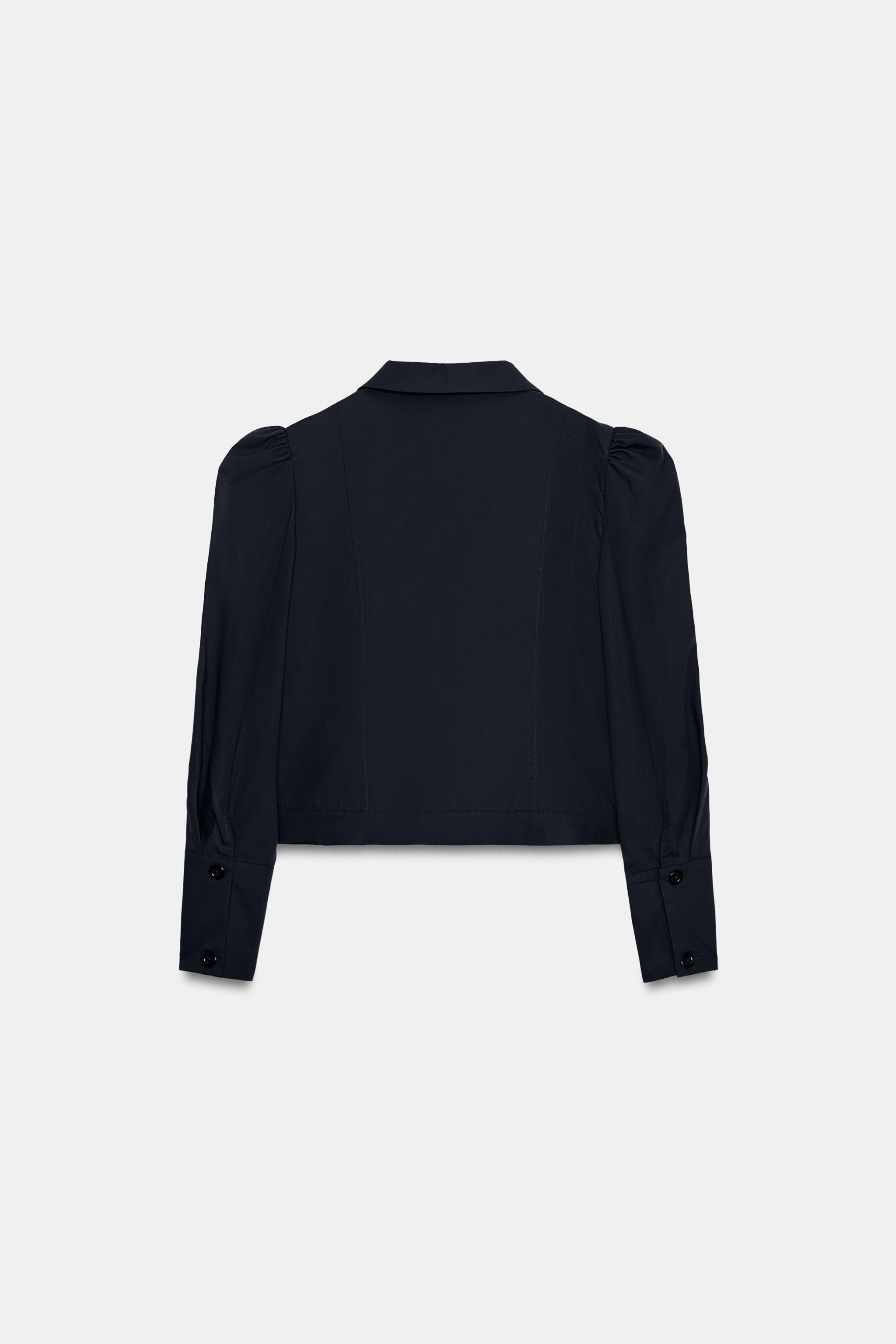 SHORT GATHERED-SHOULDER BLAZER