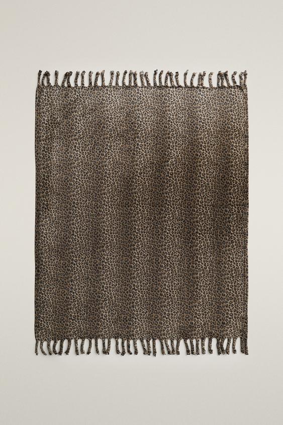 ANIMAL PRINT FLEECE BLANKET - Leopard by Zara - Image 0