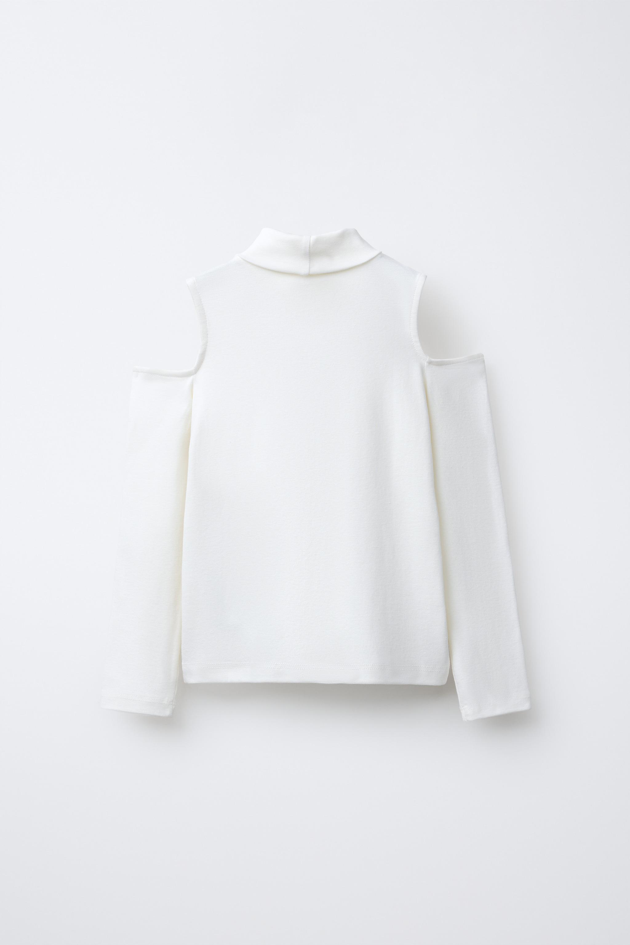 CUT OUT TURTLENECK T-SHIRT - Ecru | ZARA United States