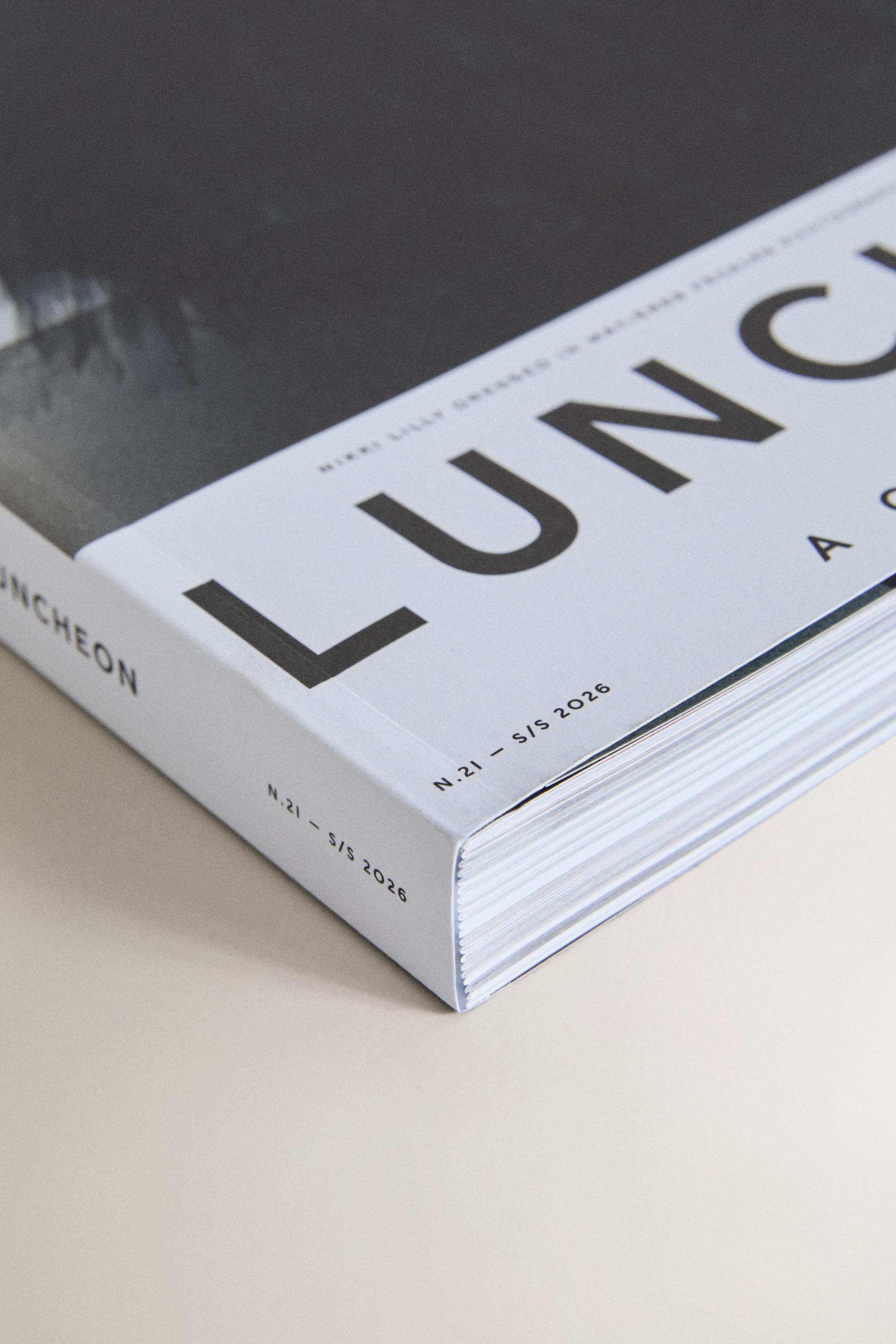 LUNCHEON N21 MAGAZINE — Dark green