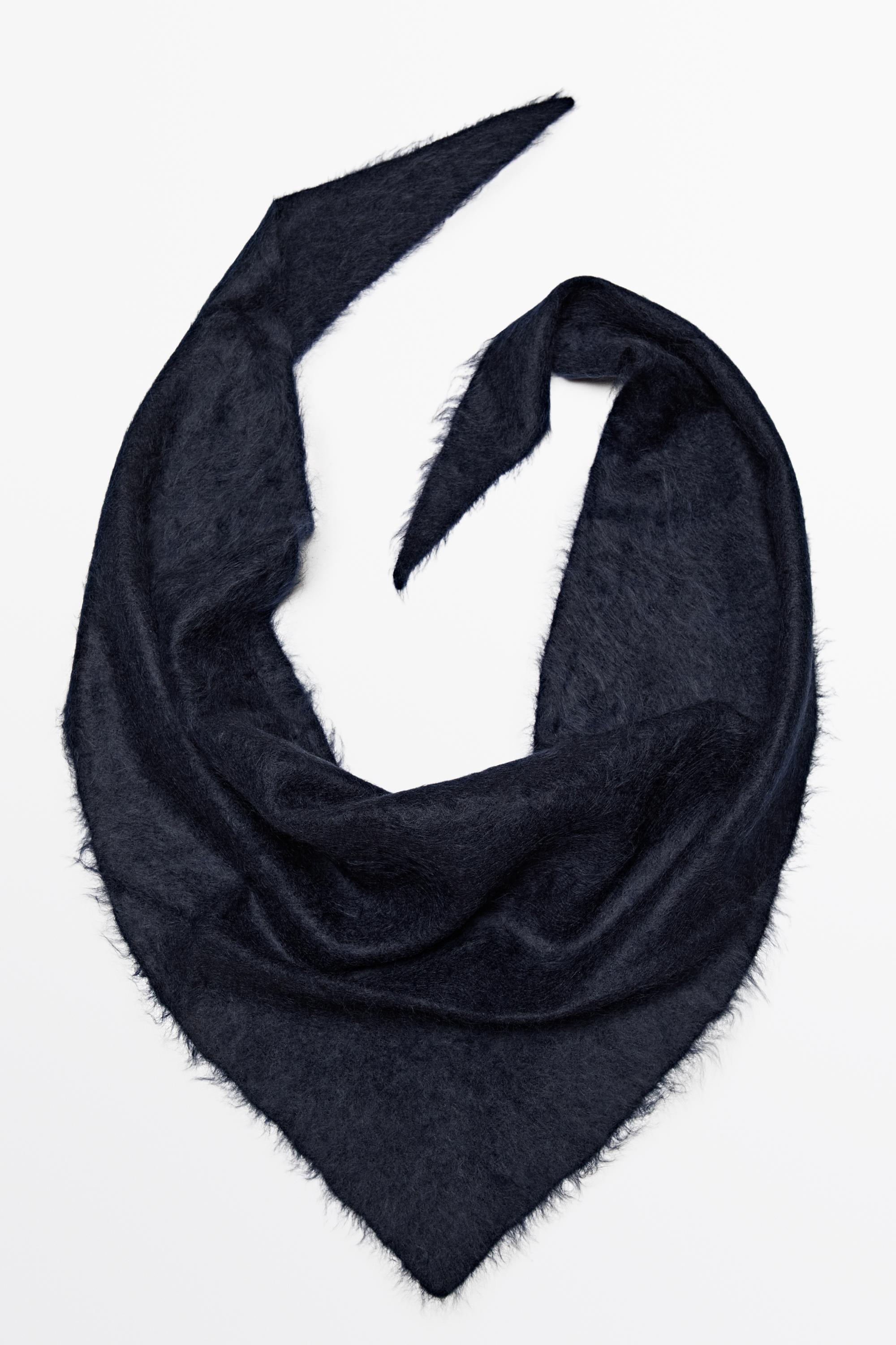 100% cashmere knit bandana
