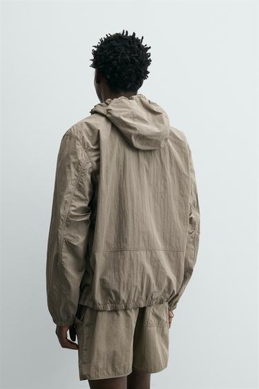 BLOUSON TECHNIQUE LÉGER - Vert gris de Zara - Image 2