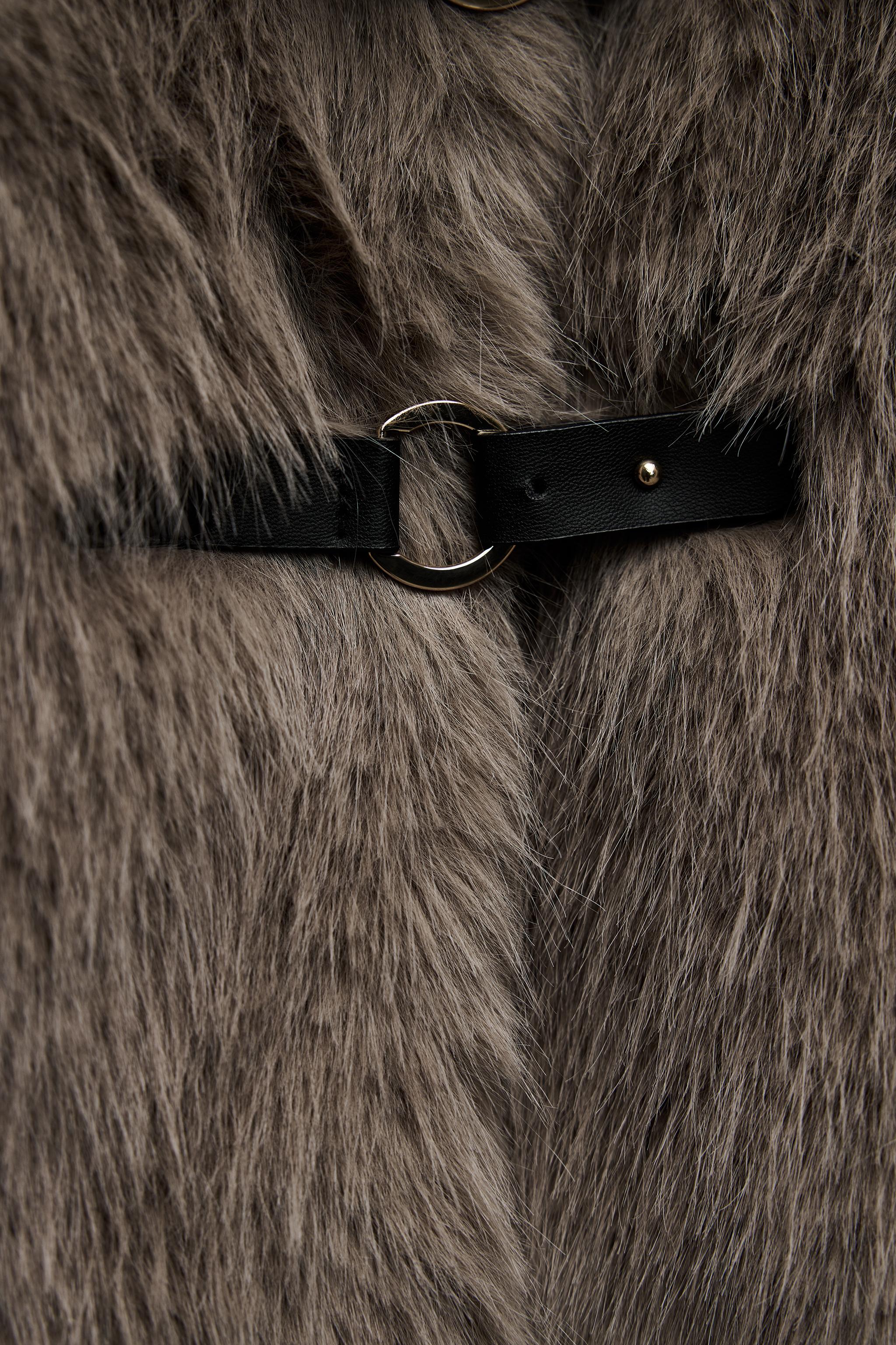 フェイクファーショートコート - ブラウン/モール | ZARA Japan