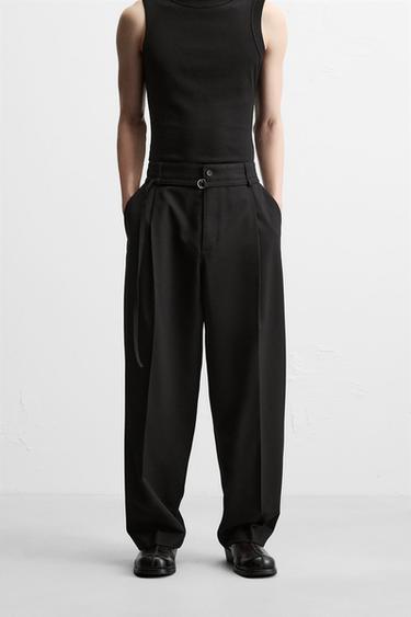 PANTALON À PLIS AVEC CEINTURE - Noir de Zara - Image 1