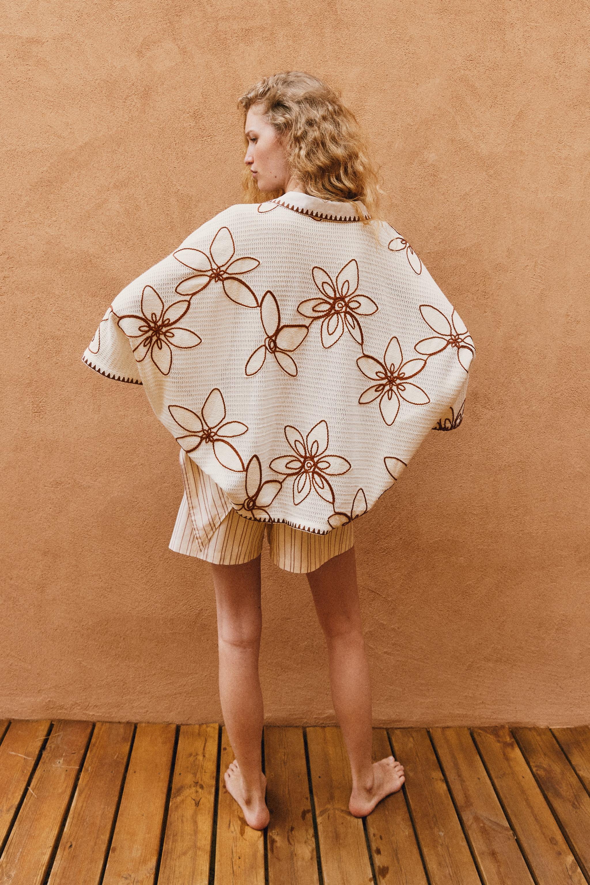 EMBROIDERED CAFTAN BLOUSE