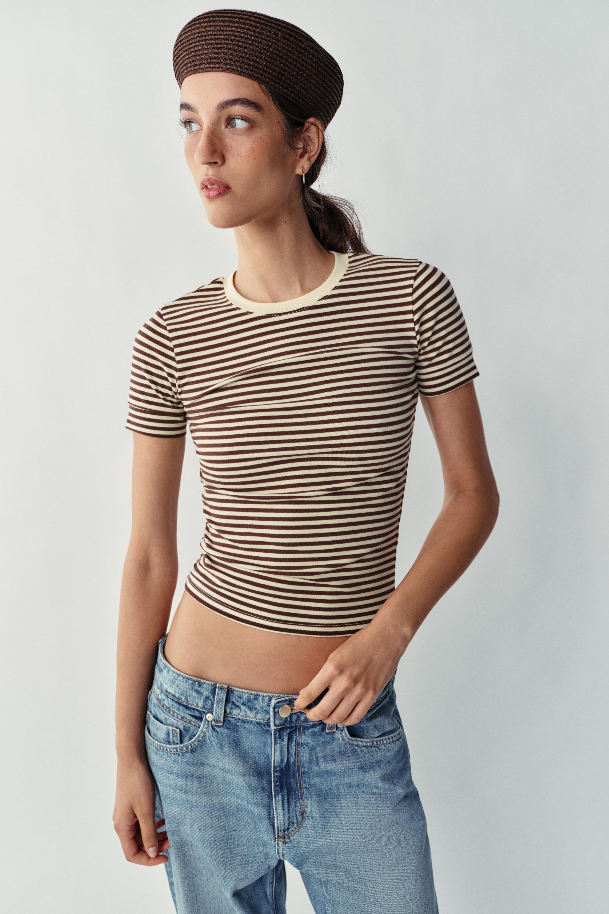 MINIMAL SHORT SLEEVE T-SHIRT — Brown Stripes