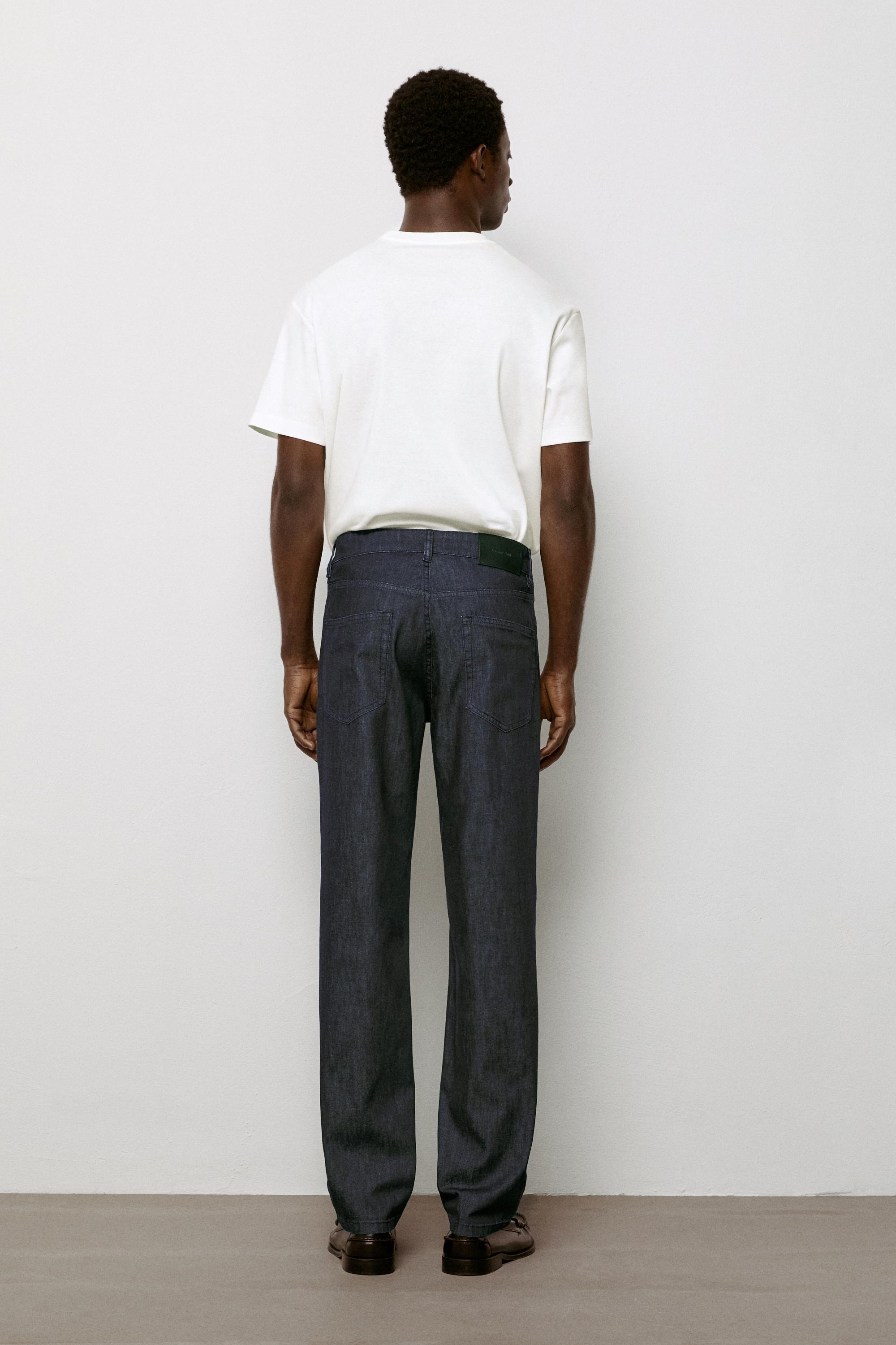 Lightweight tapered fit jeans