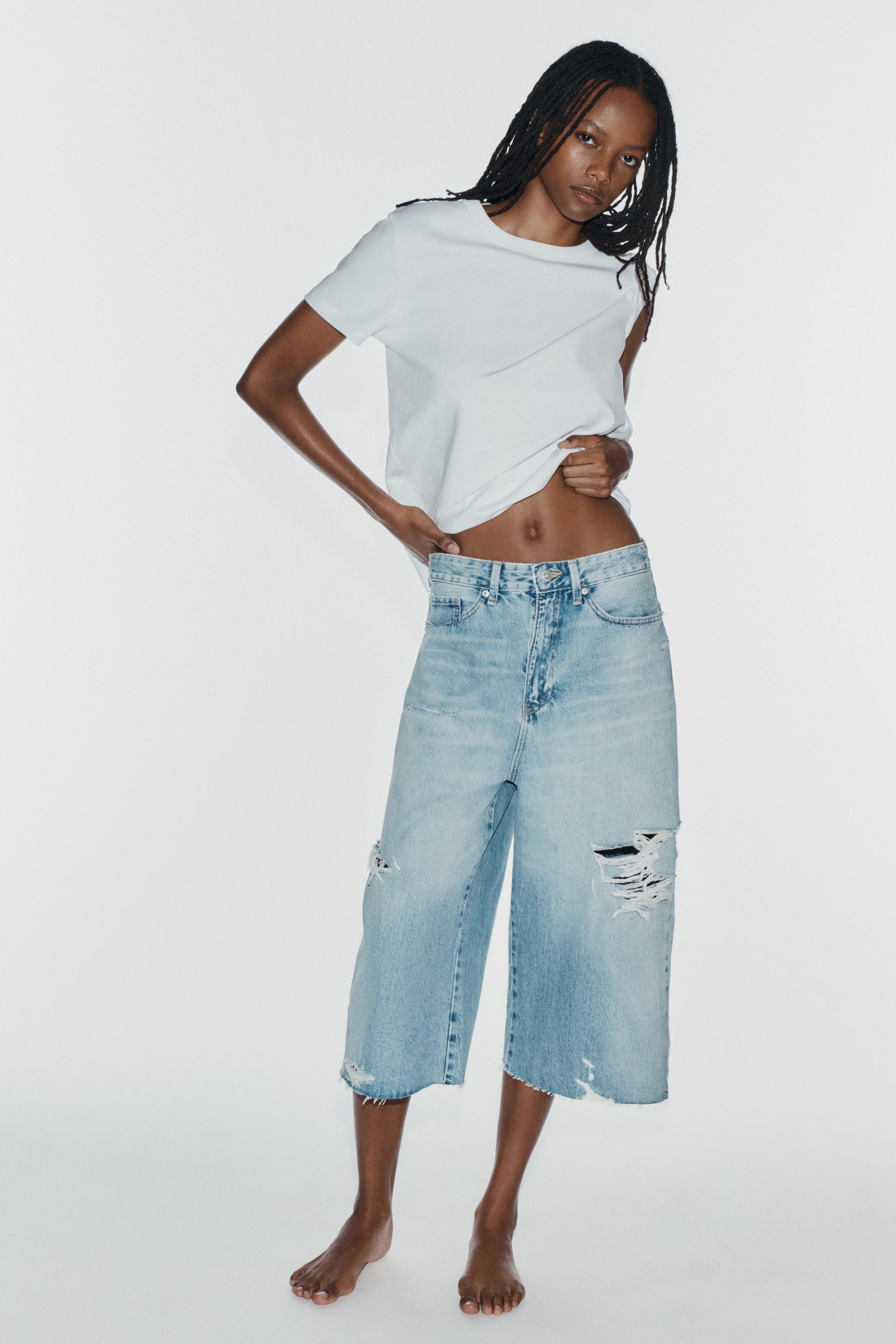MID-RISE RIPPED BAGGY DENIM JORTS — Light blue