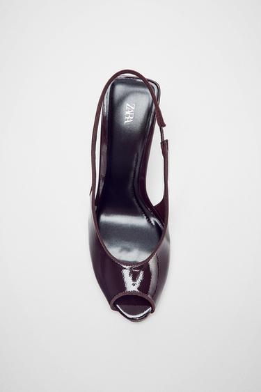 FAUX-PATENT HEELED SANDALS - Brown by Zara