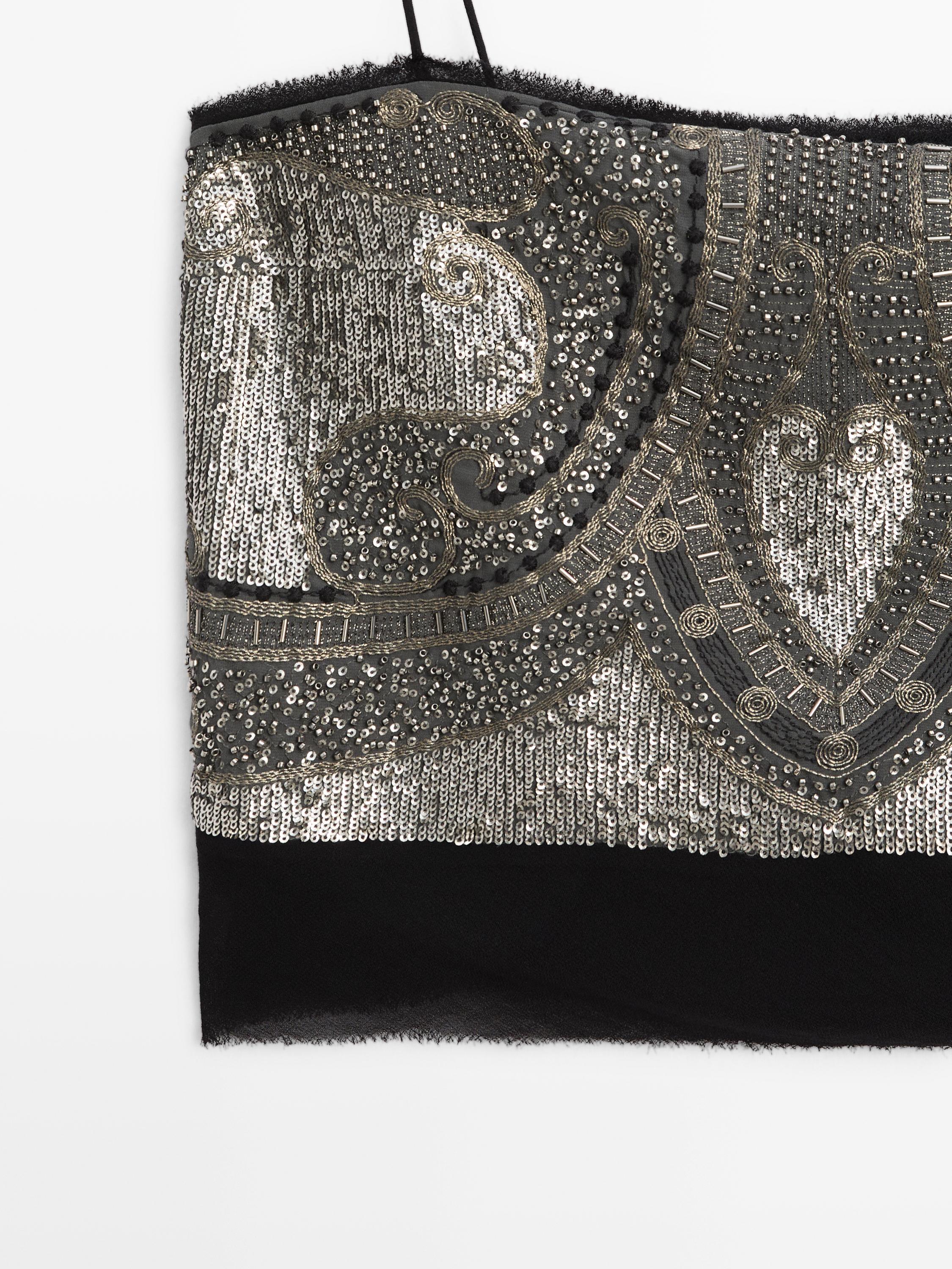 Top with embroidered details - STUDIO