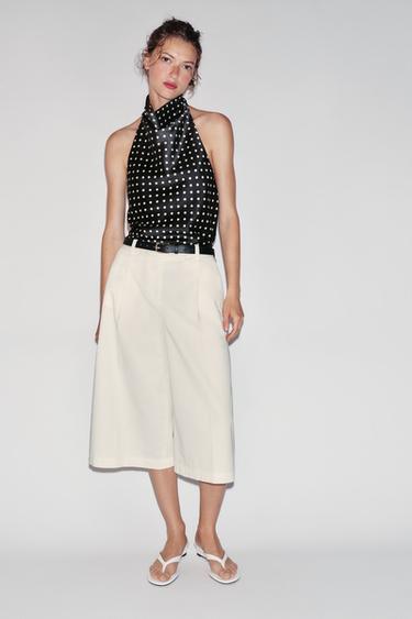 TOP HALTER SATINADO - Negro / Blanco de Zara
