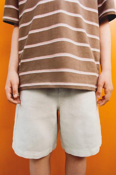 T-SHIRT IMPRIMÉ À RAYURES - Marron de Zara