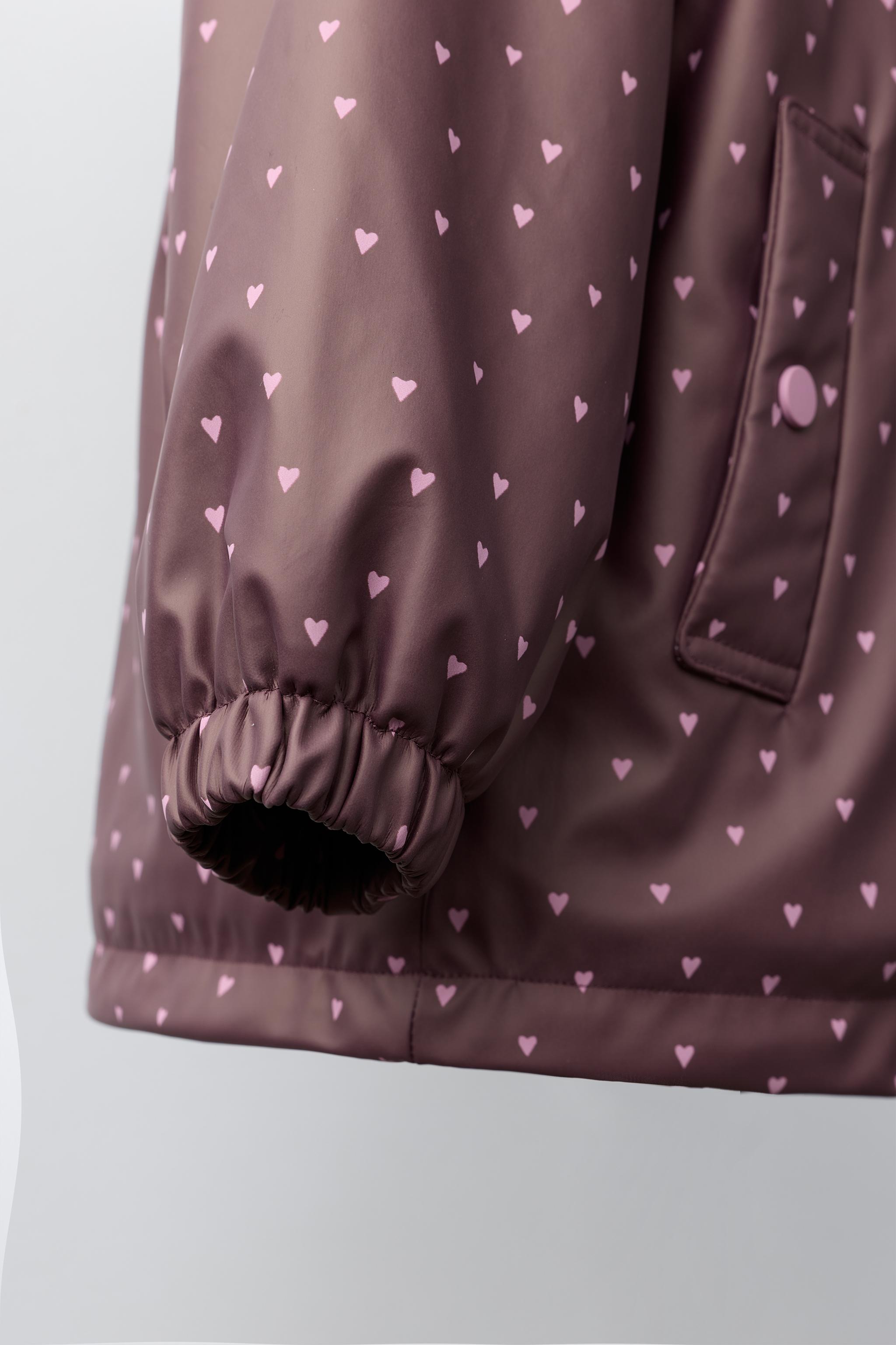 WATER-RESISTANT HEART PRINT RUBBERIZED RAINCOAT