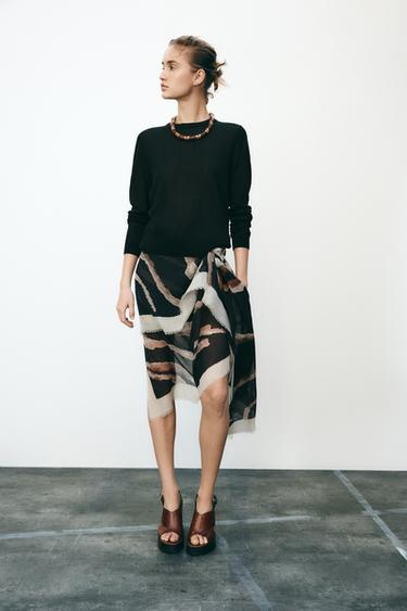 Zara ANIMAL PRINT SCARF - Black - Image 0