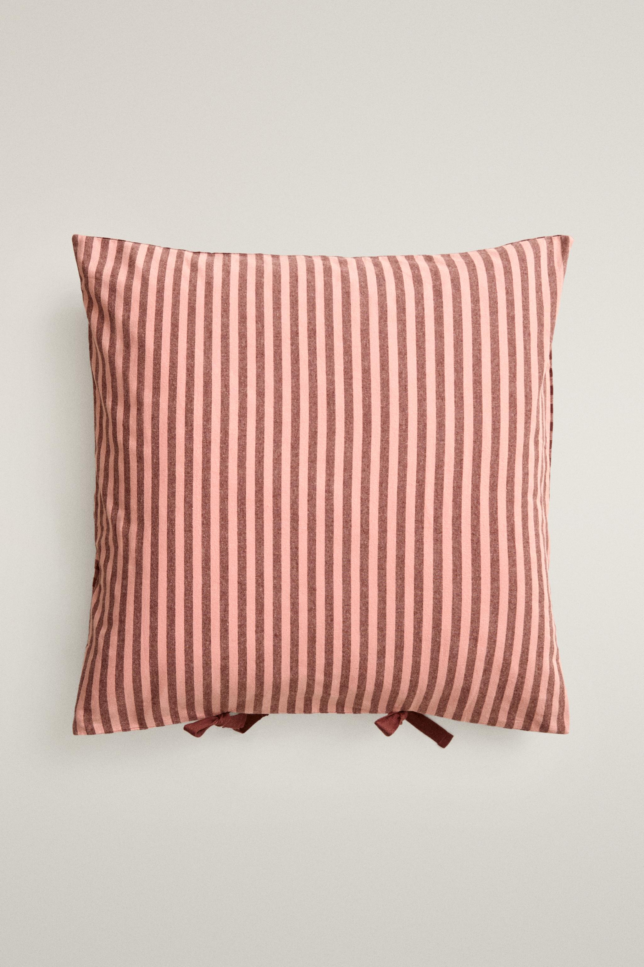 KIDS' REVERSIBLE FLANNEL COTTON PILLOWCASE — Pink