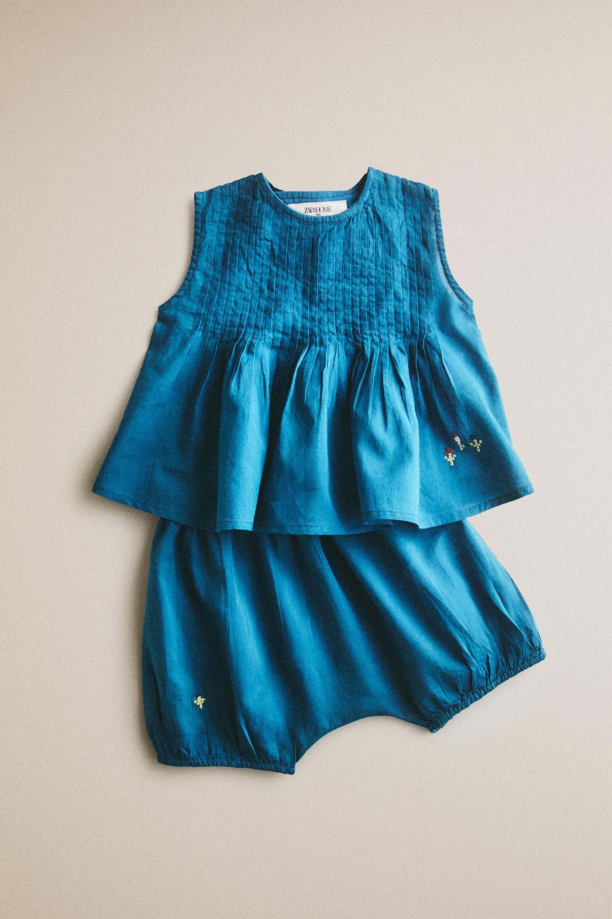 CROSS-STITCH BABY SET — Blue