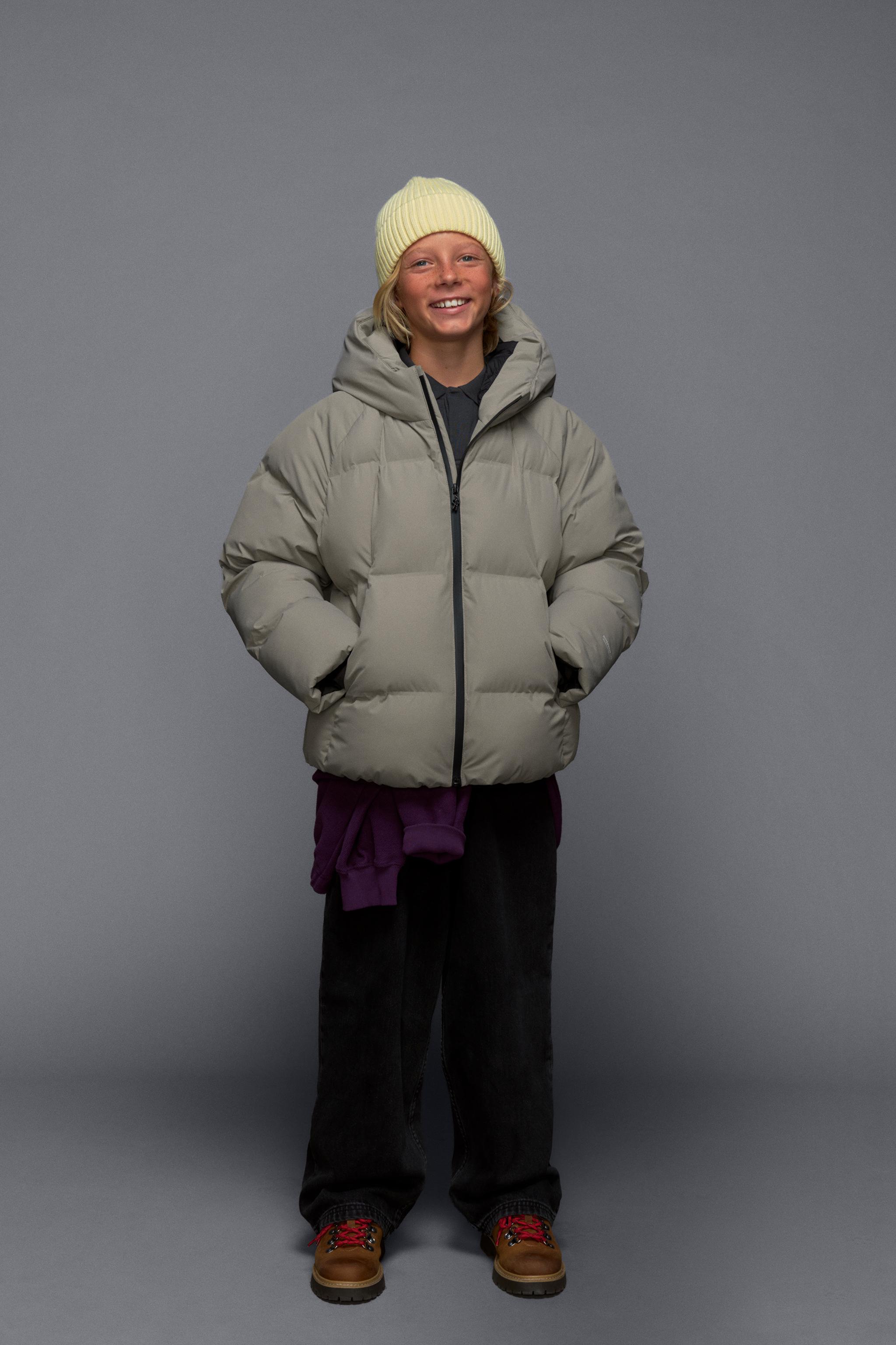 WATER REPELLENT PUFFER HOODIE JACKET