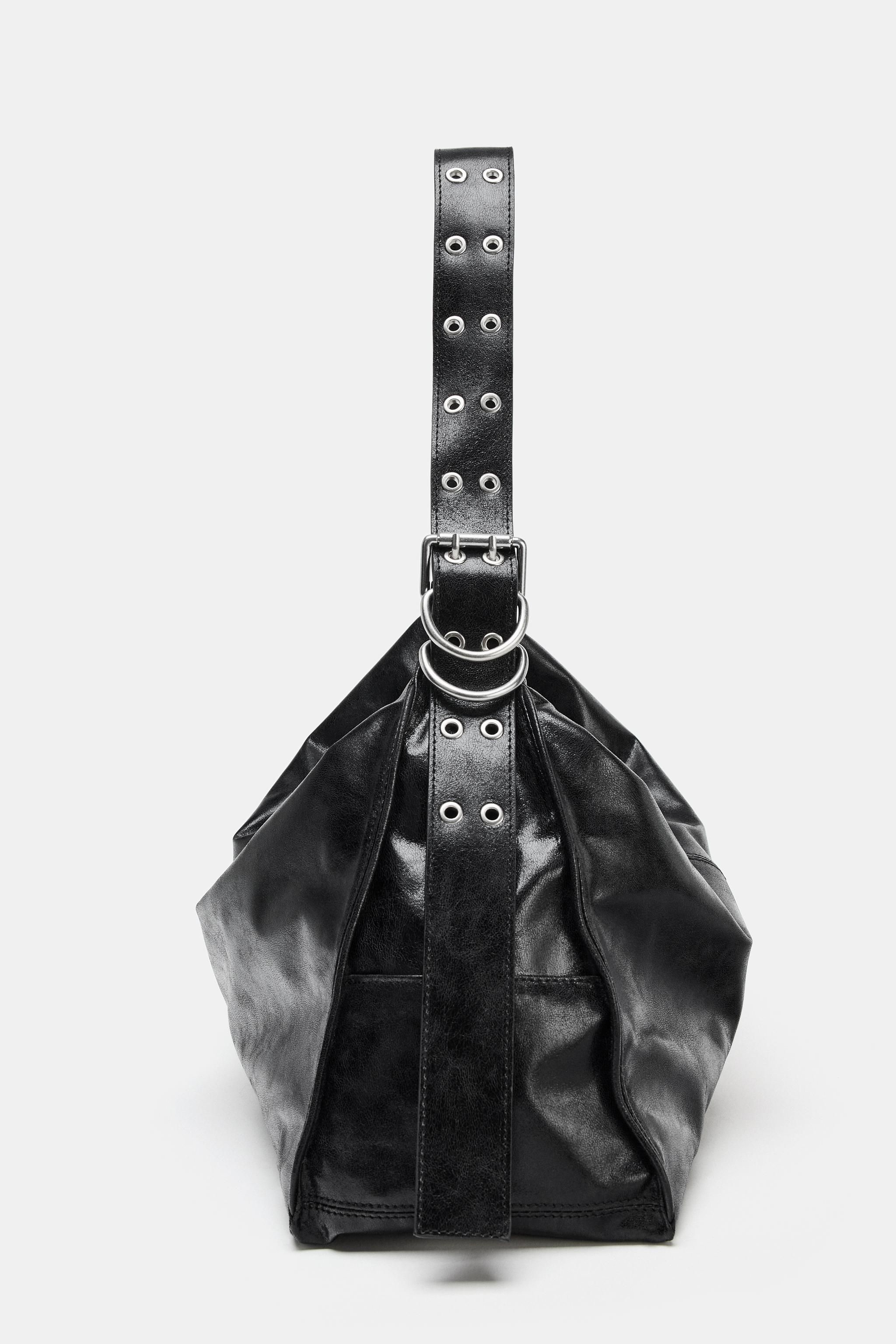 MAXI BUCKET BAG WITH METAL EYELETS