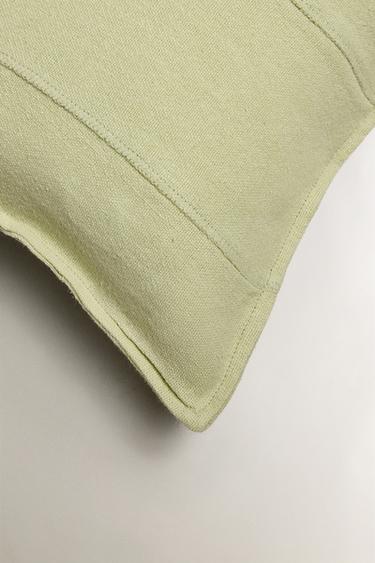 HOUSSE DE COUSSIN PLISSÉE - Vert clair de Zara - Image 1