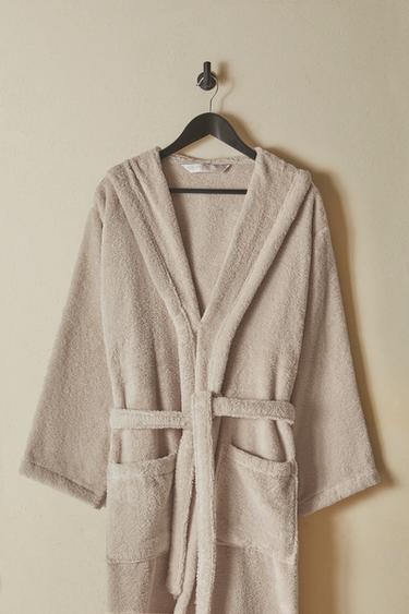 EXTRA SOFT HOODED BATHROBE (380 GXM²) - Light sand by Zara - Image 5