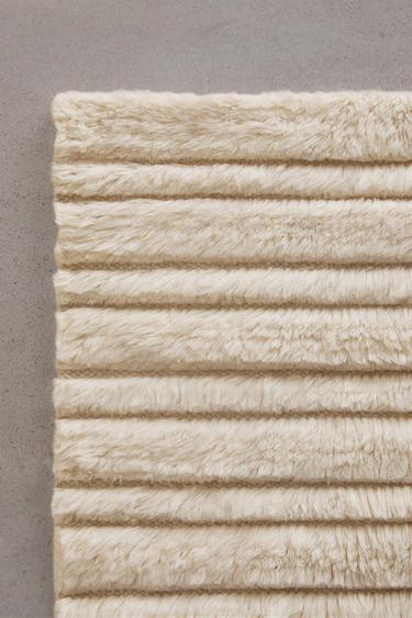 RUG 05 - Εκρού του Zara