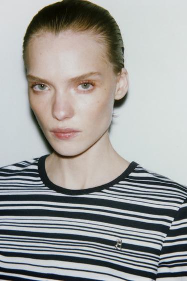 T-SHIRT À RAYURES ZA - bleu/noir de Zara - Image 4