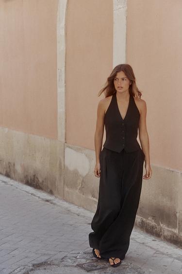 جيليه TOP HALTER بربطة - أسود الخاص بـ Zara