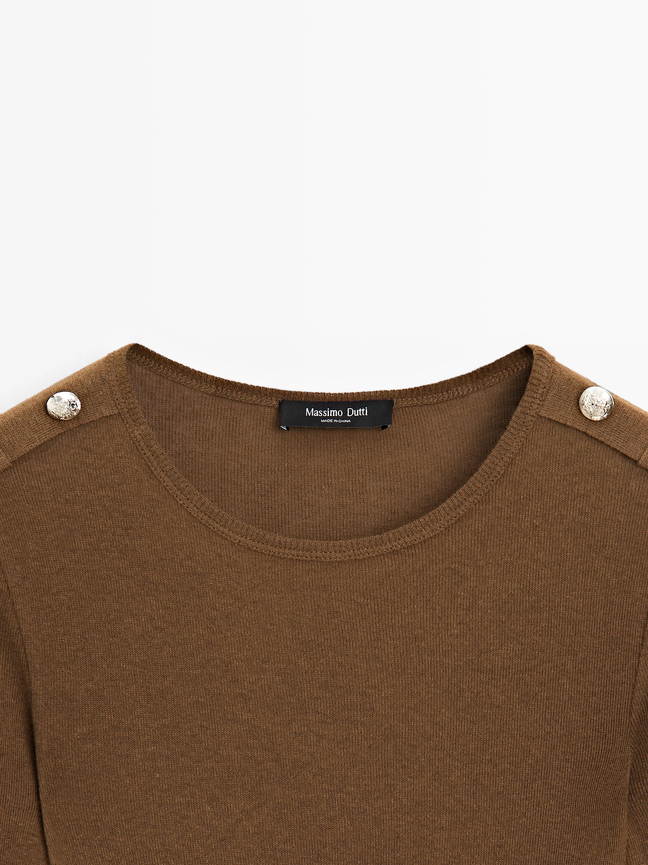 Knit T-shirt with shoulder detail