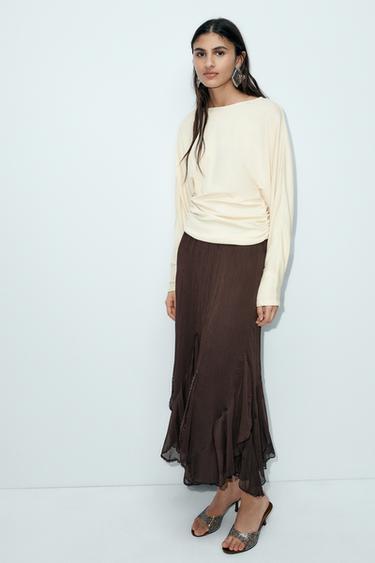 JUPE MI-LONGUE À VOLANTS ET DENTELLE - Marron de Zara