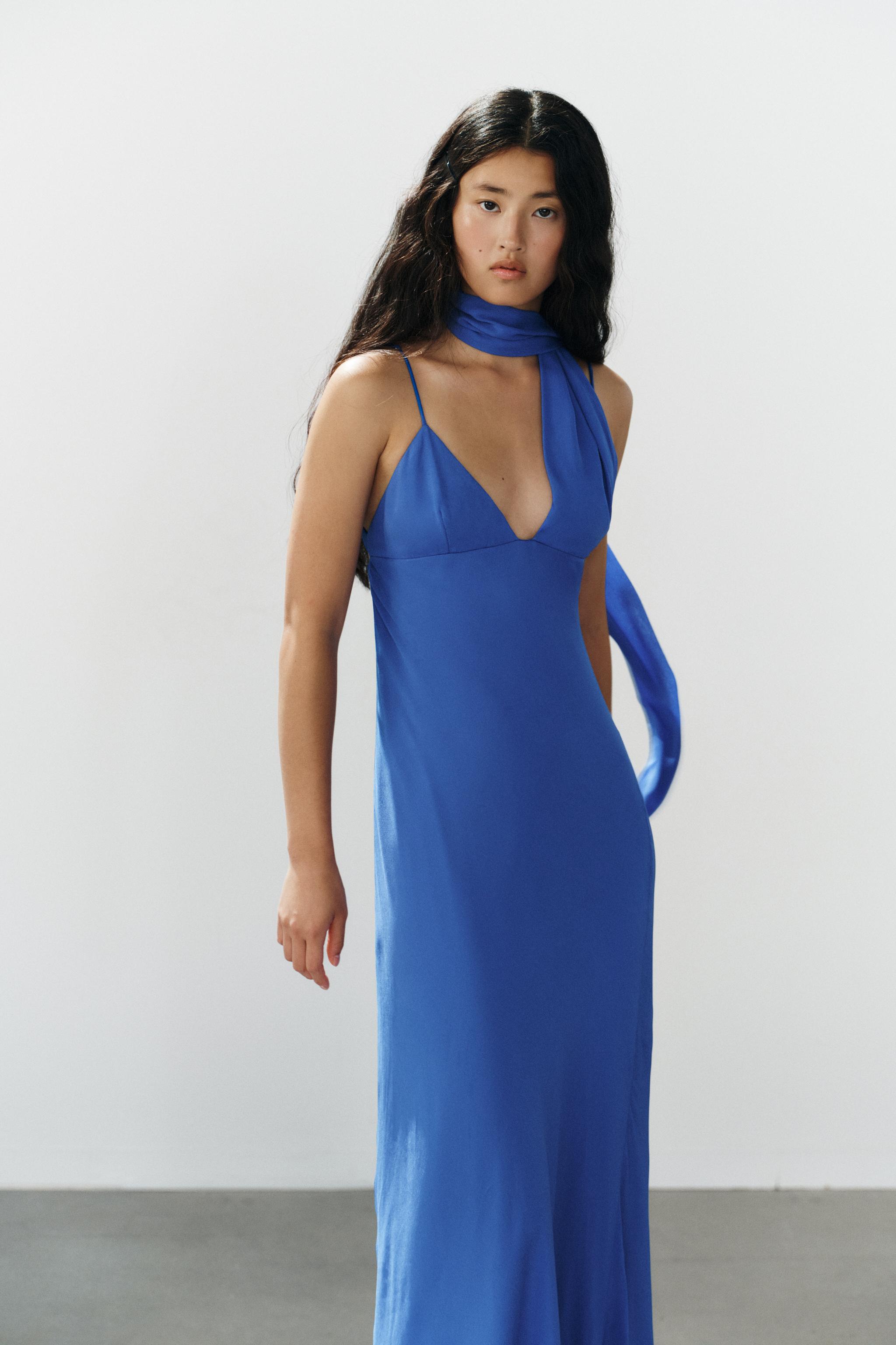 ROBE LONGUE EN CRÊPE DE SOIE À BRETELLES FOULARD