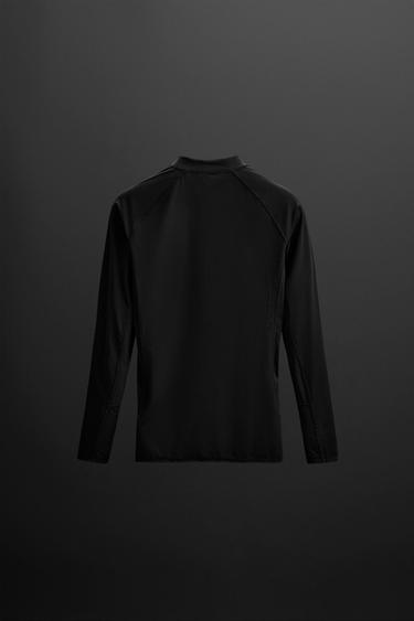 T-SHIRT DE SURF UPF40+ À MANCHES LONGUES - Noir de Zara - Image 1