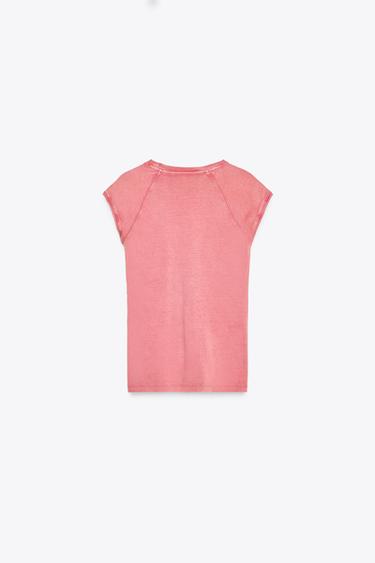 T-SHIRT EN COTON DÉLAVÉ - Rose poudré de Zara - Image 6