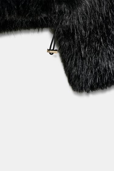Zara FAUX FUR HOODIE JACKET - Black