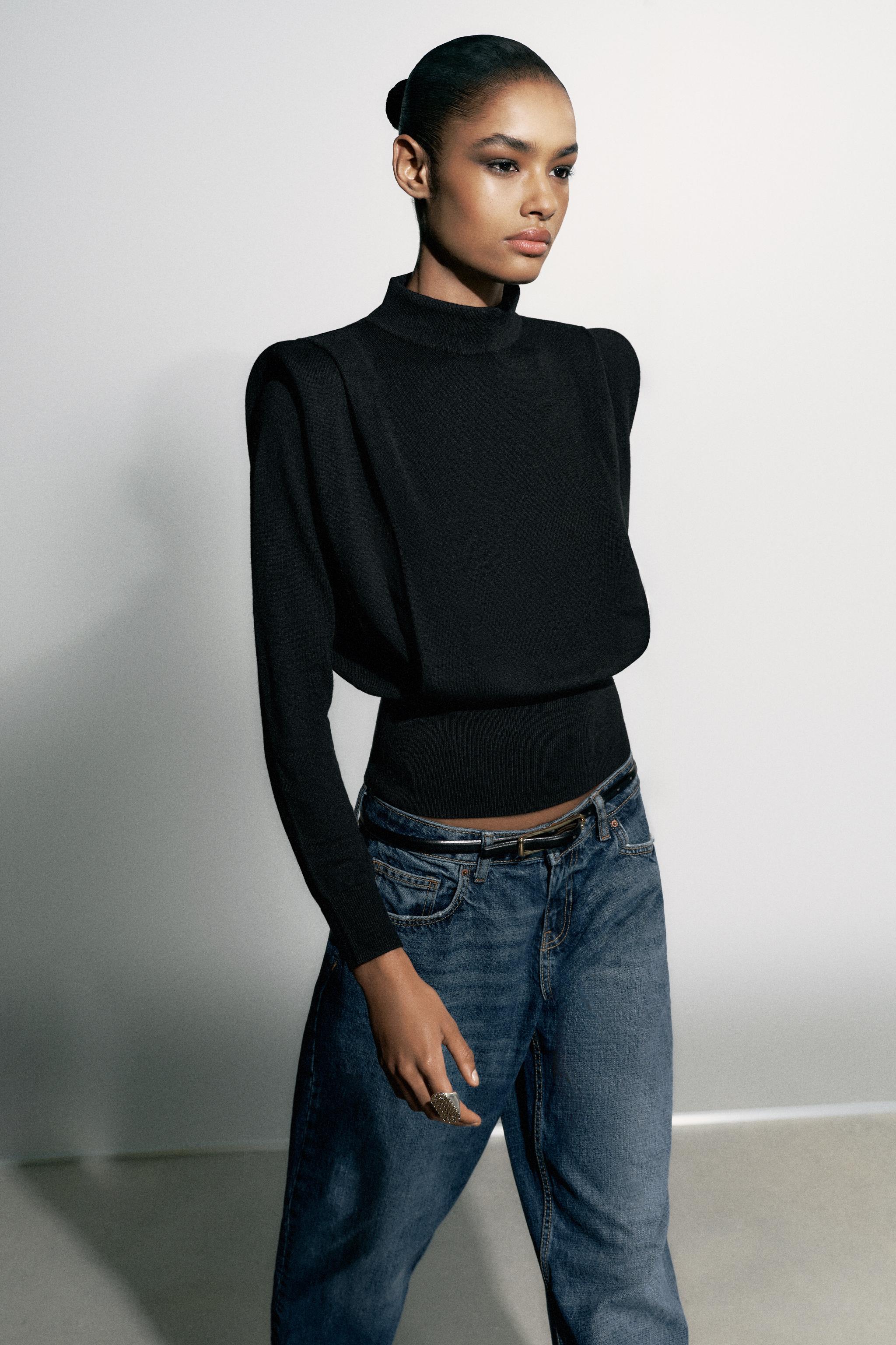 SHOULDER PAD KNIT SWEATER