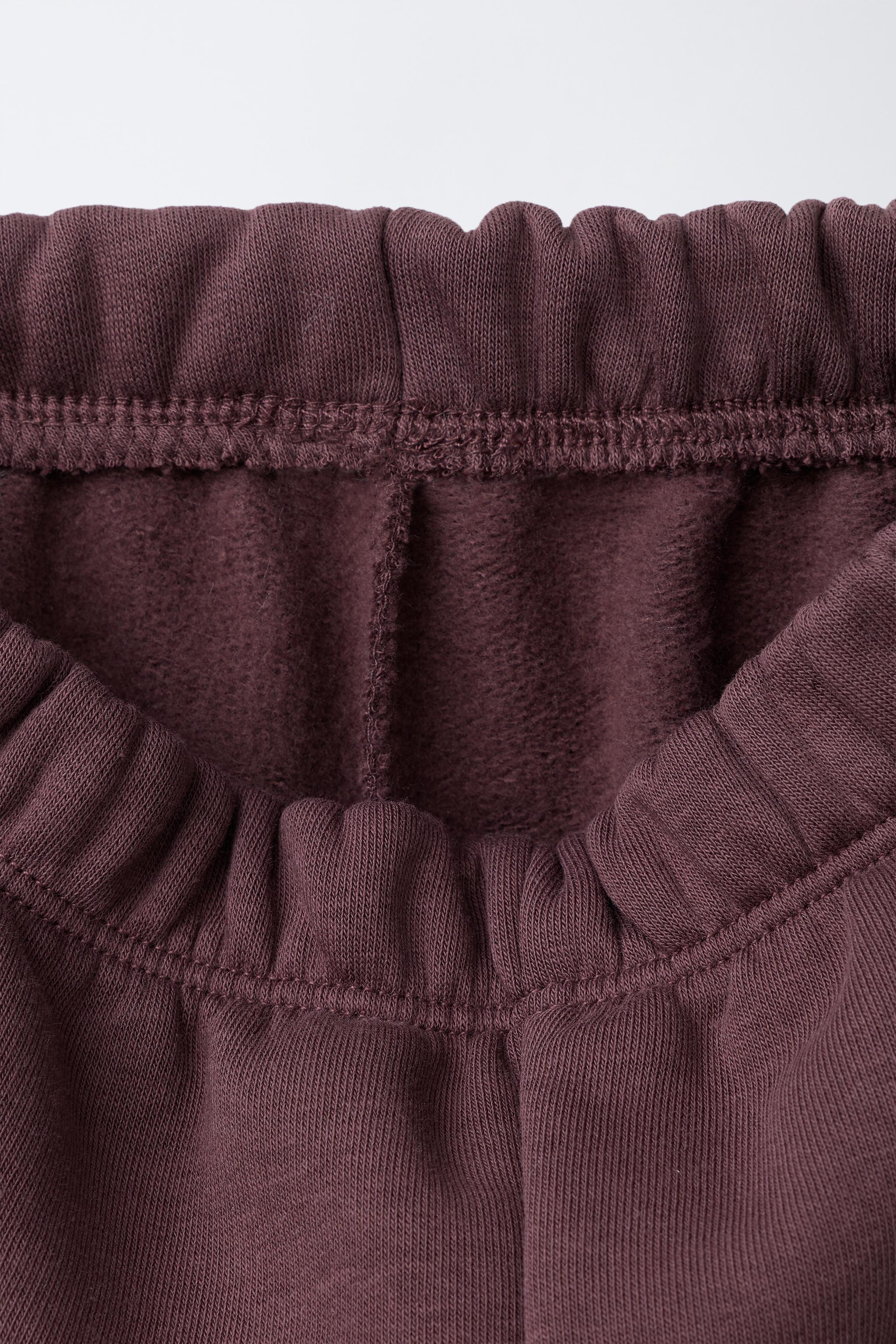 ENSEMBLE SWEAT ET JOG TEXTE