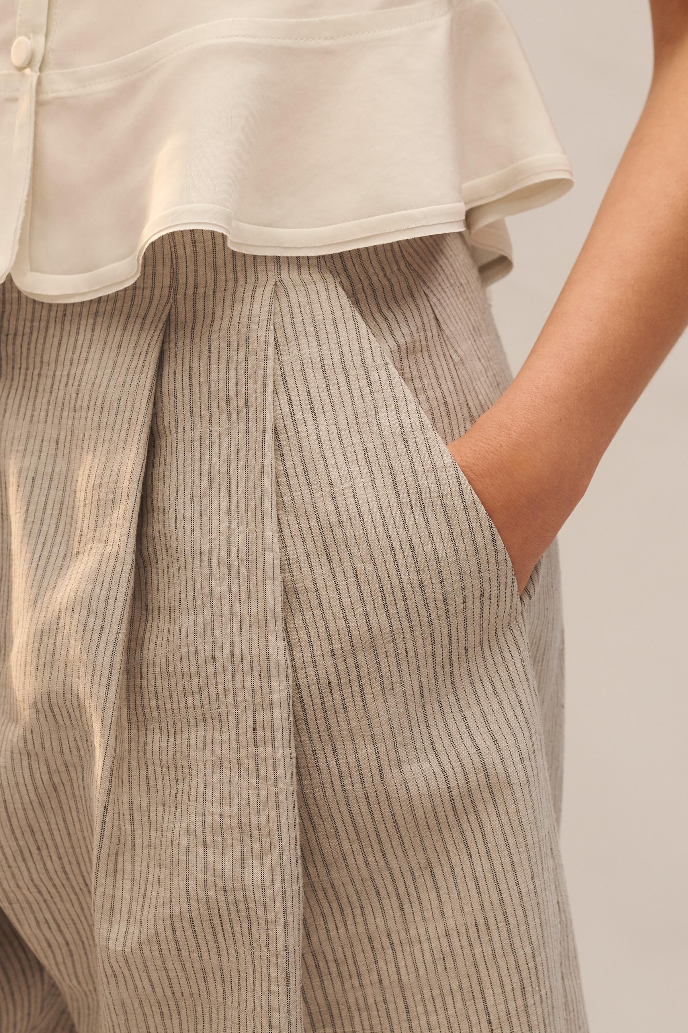 PANTALON À RAYURES EN MÉLANGE DE LIN ÉDITION LIMITÉE