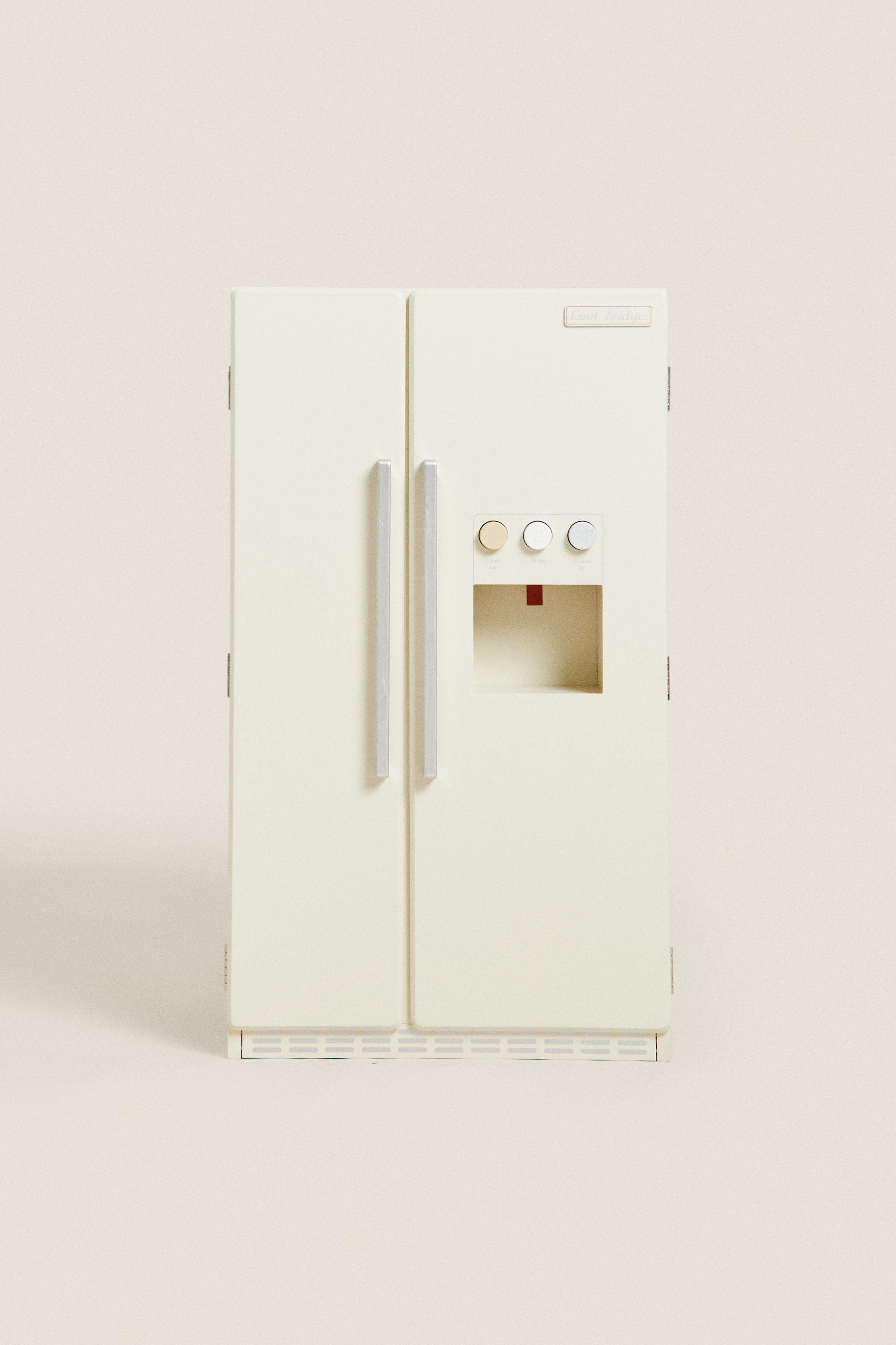 GIOCATTOLO PER BAMBINI FRIGO DOPPIO LEGNO Crema ZARA Italia