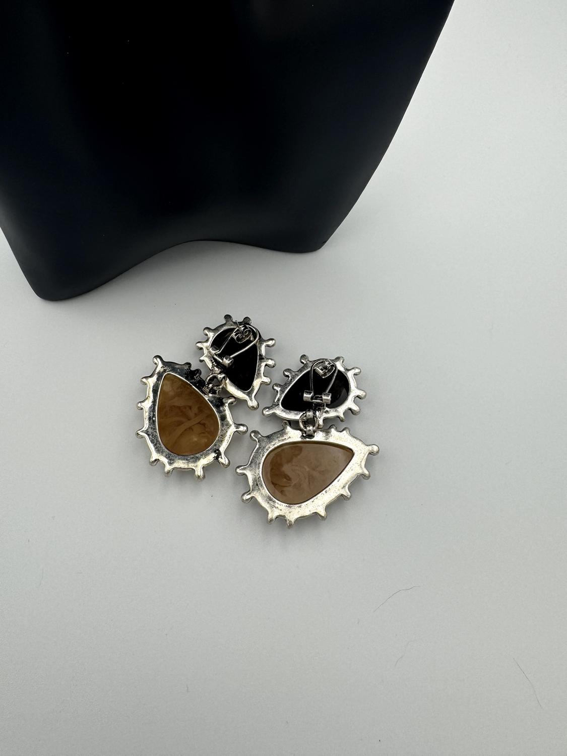 RESIN STONE COWBOY EARRINGS - Image 2