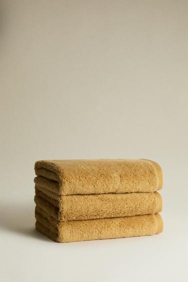PACK OF HIGH-QUALITY COTTON HAND TOWELS (PACK OF 3) - Mustard by Zara