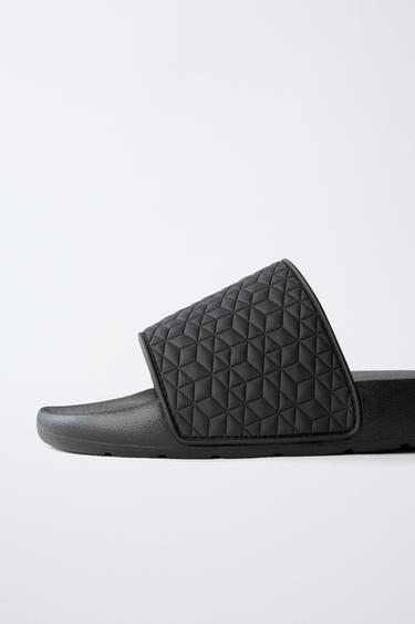 EMBOSSED SLIDERS - Black by Zara - Image 4